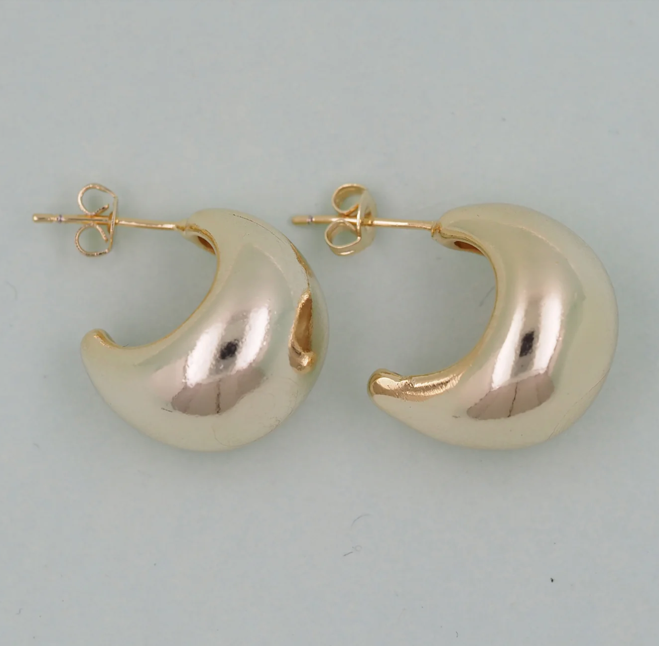 Puffed Crescent Hoops