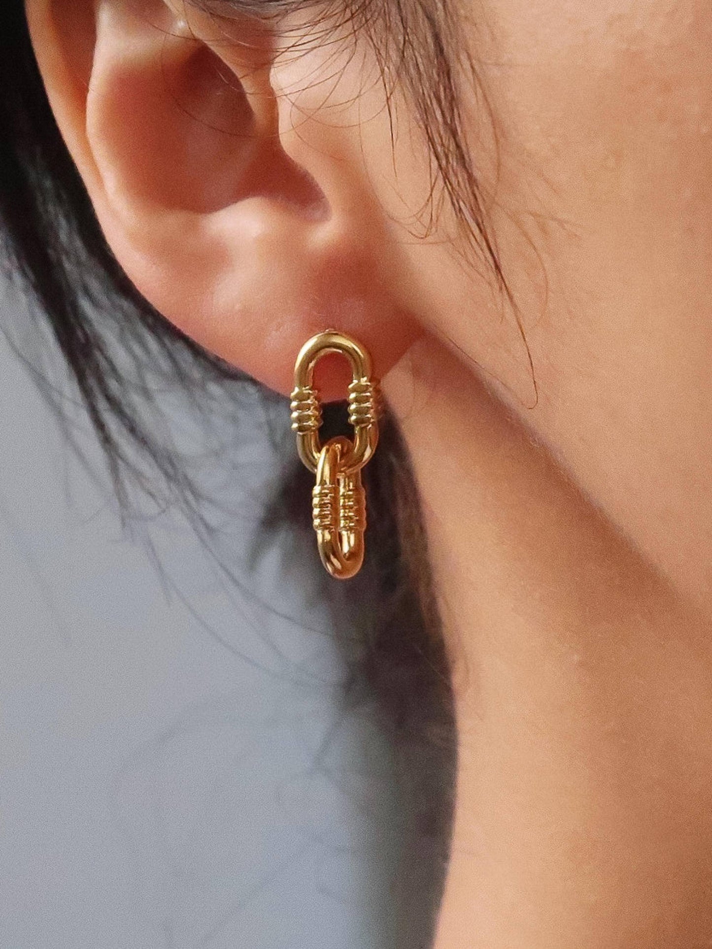 Reva Dangles